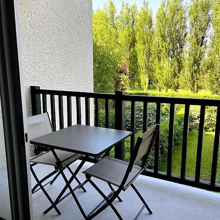 Le Garden - Studio Refait A Neuf Proche Mer Et Commerces